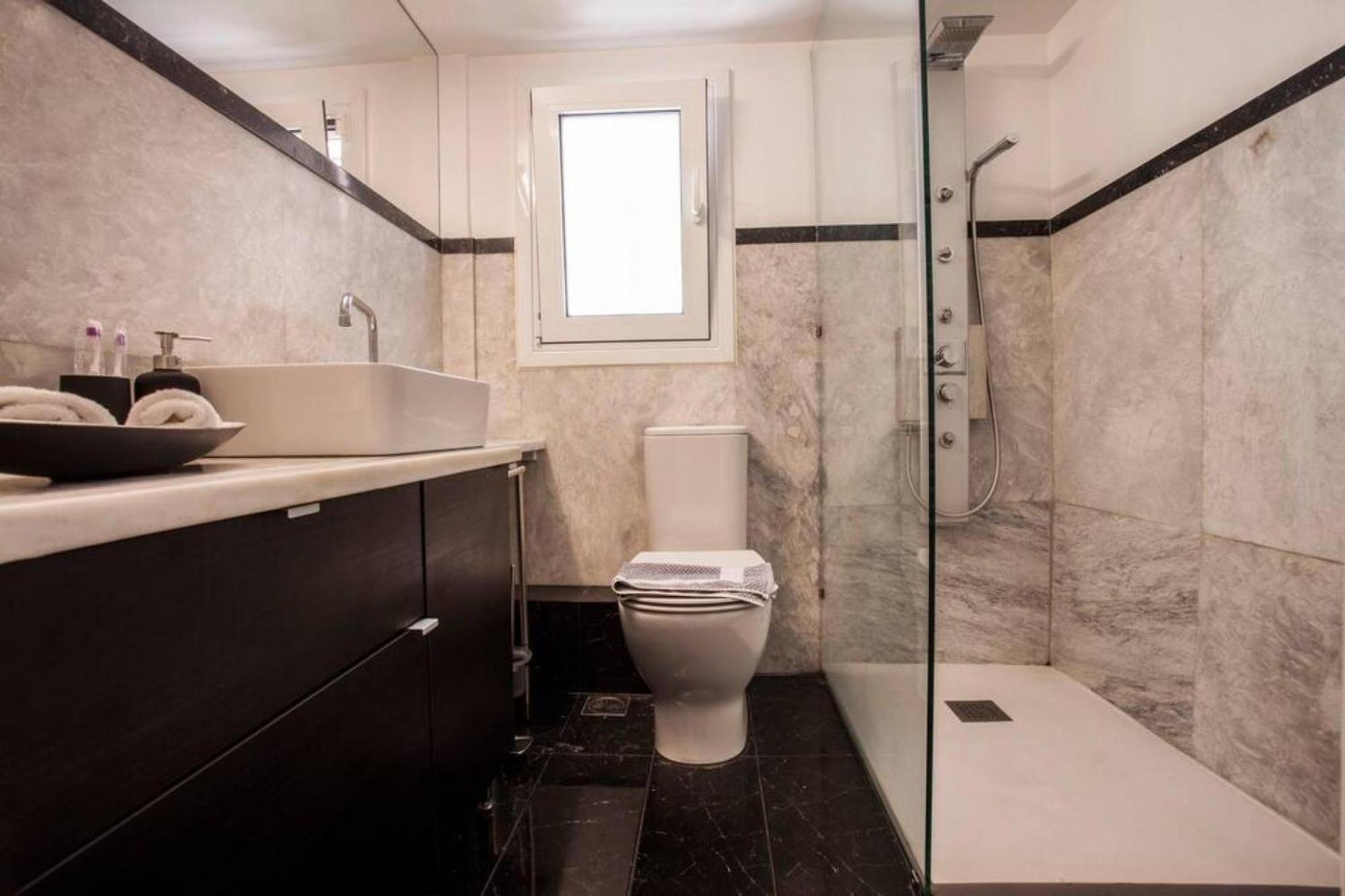Lovely In Plaka Apartment Athens